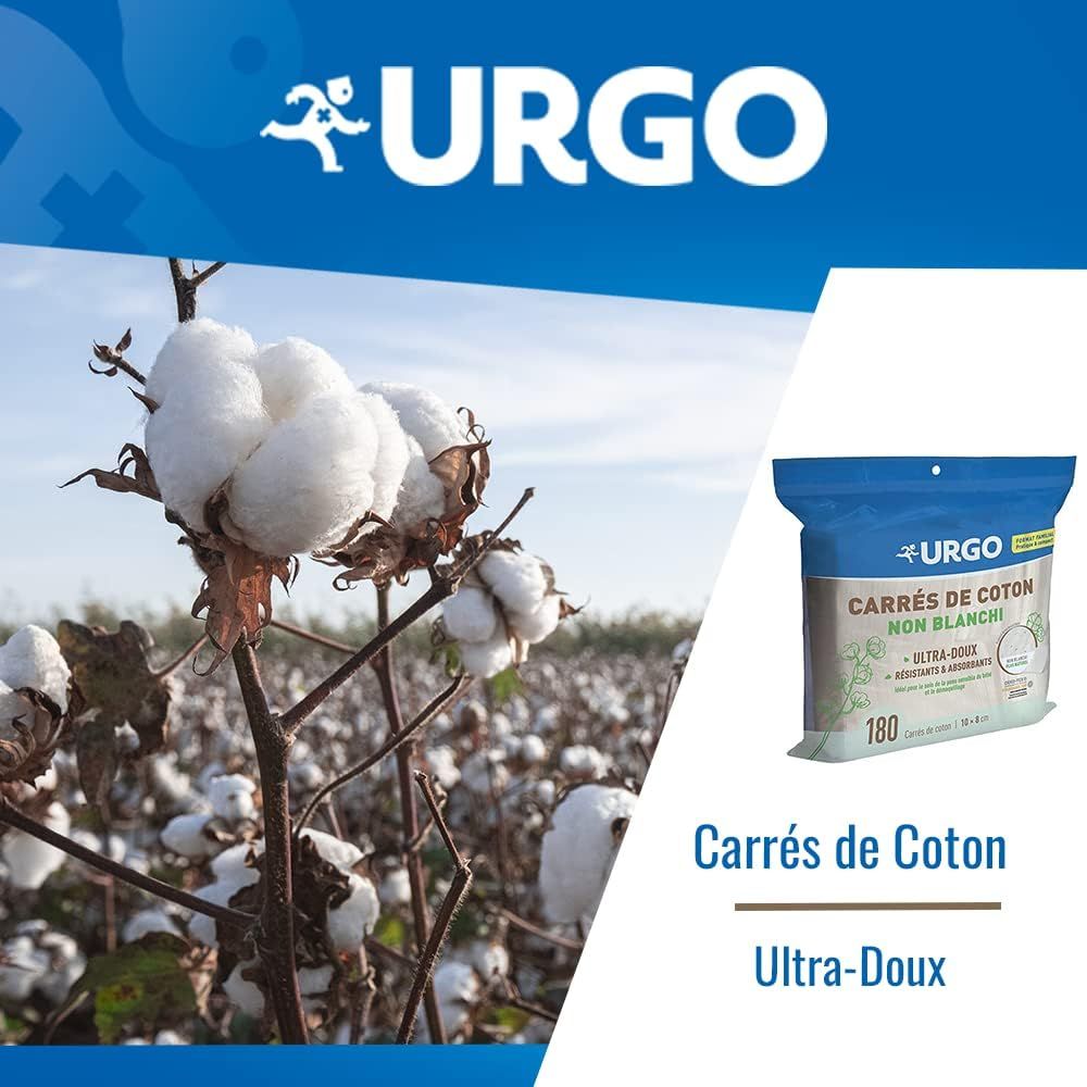 Détail des carrés de coton Urgo, montrant leur épaisseur et leur texture
