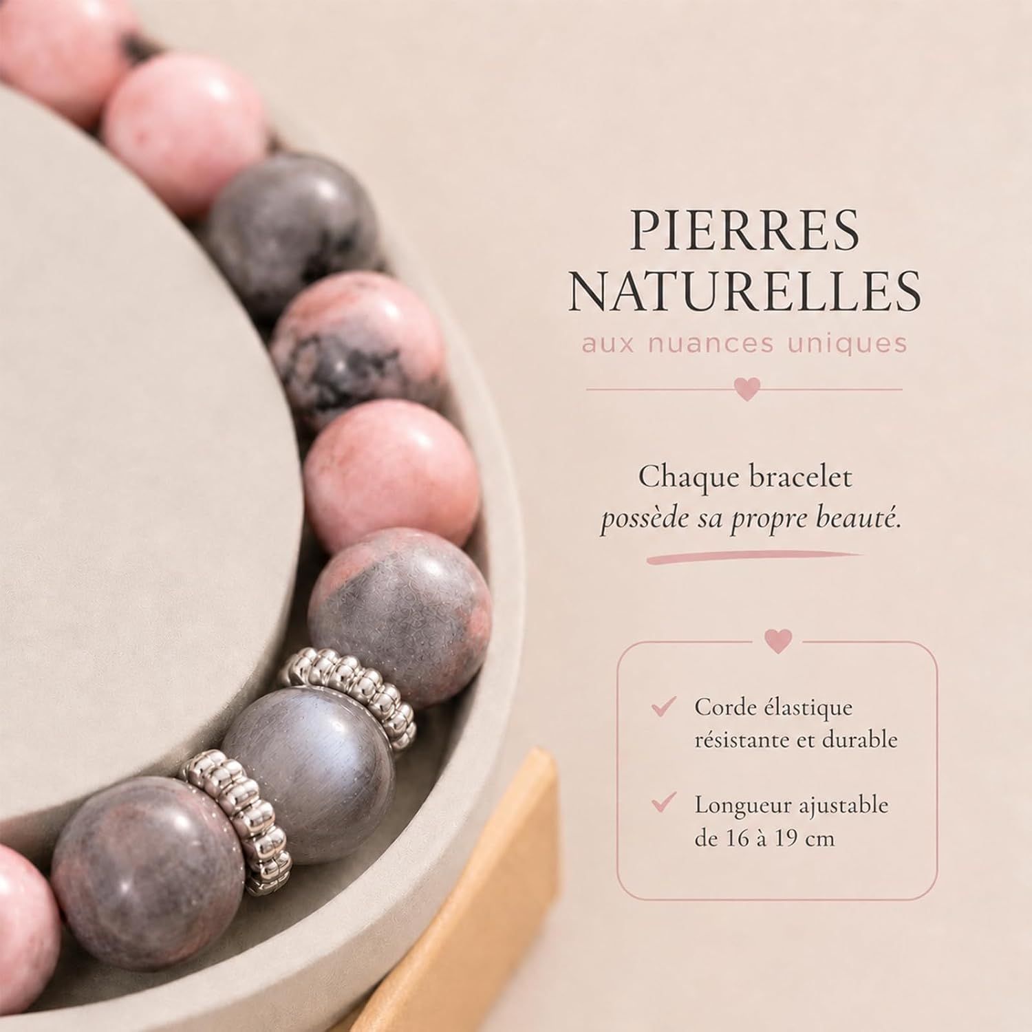 Bracelet Lueaurra en pierres naturelles porté
